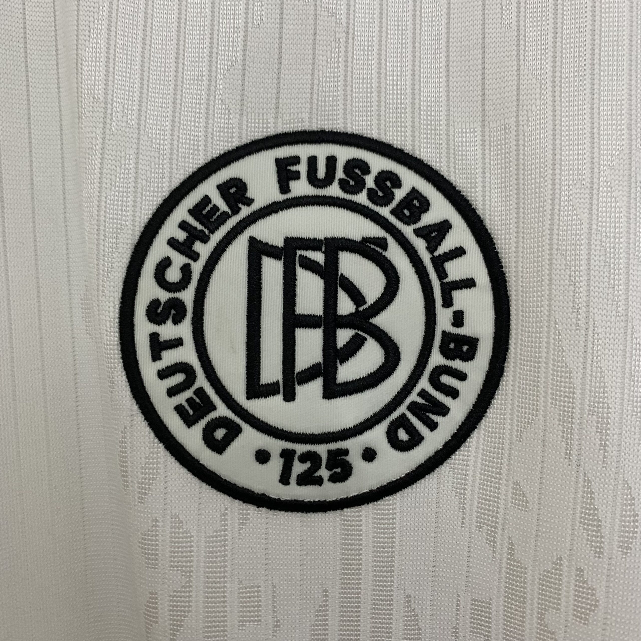 Camiseta Alemania 2025 Edición 125 Aniversario - Imagen 6